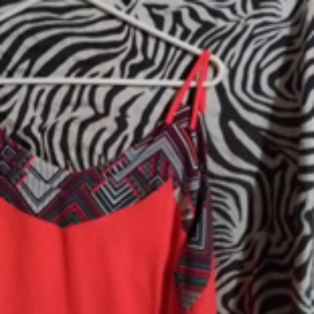 Blouse - Picture 2 of 4